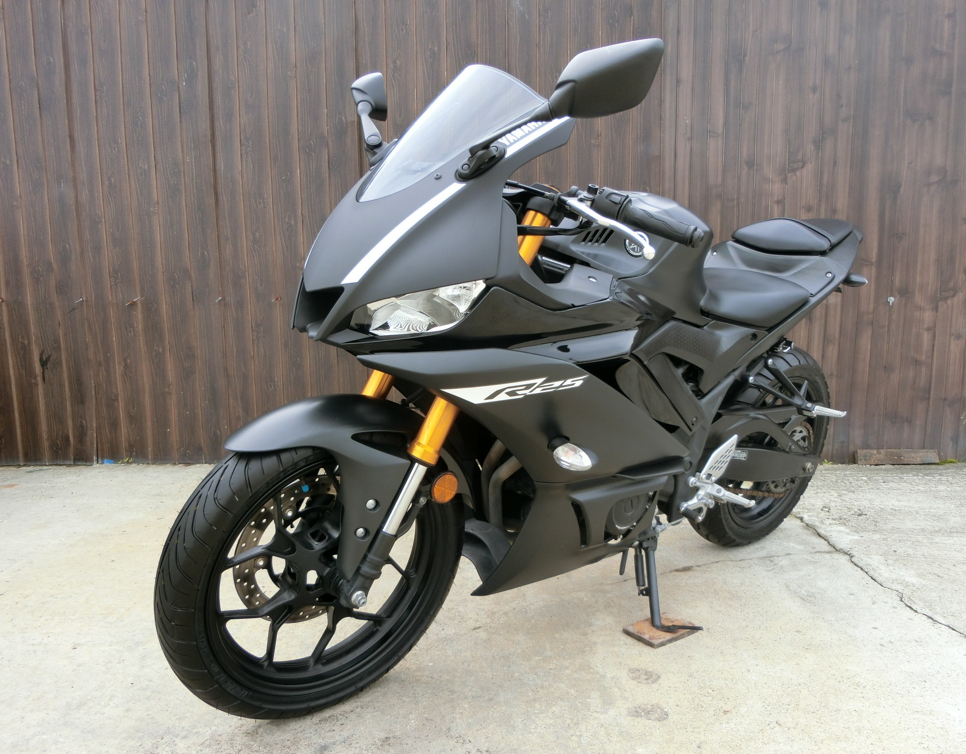 YAMAHA