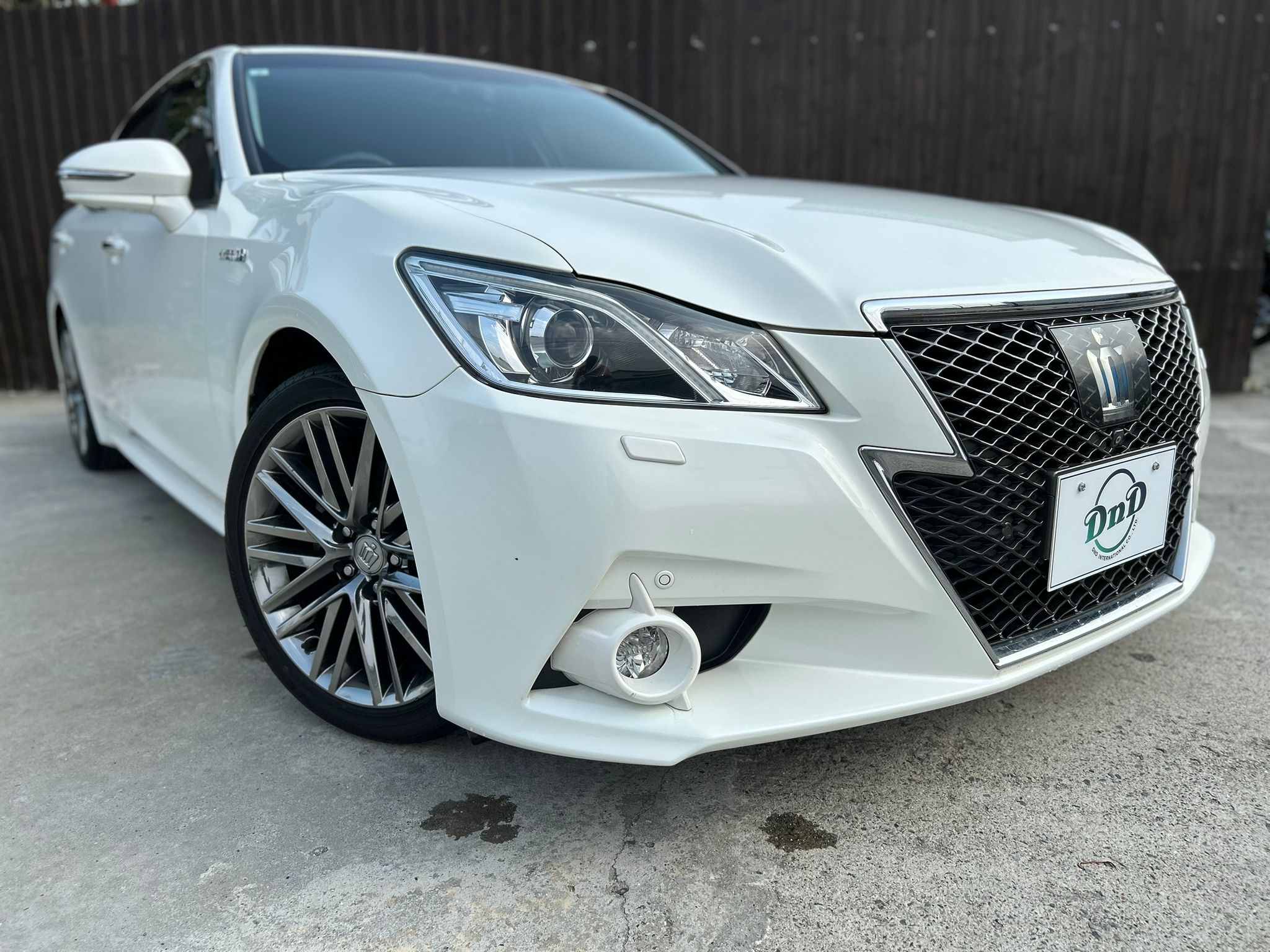 TOYOTA CROWN 
