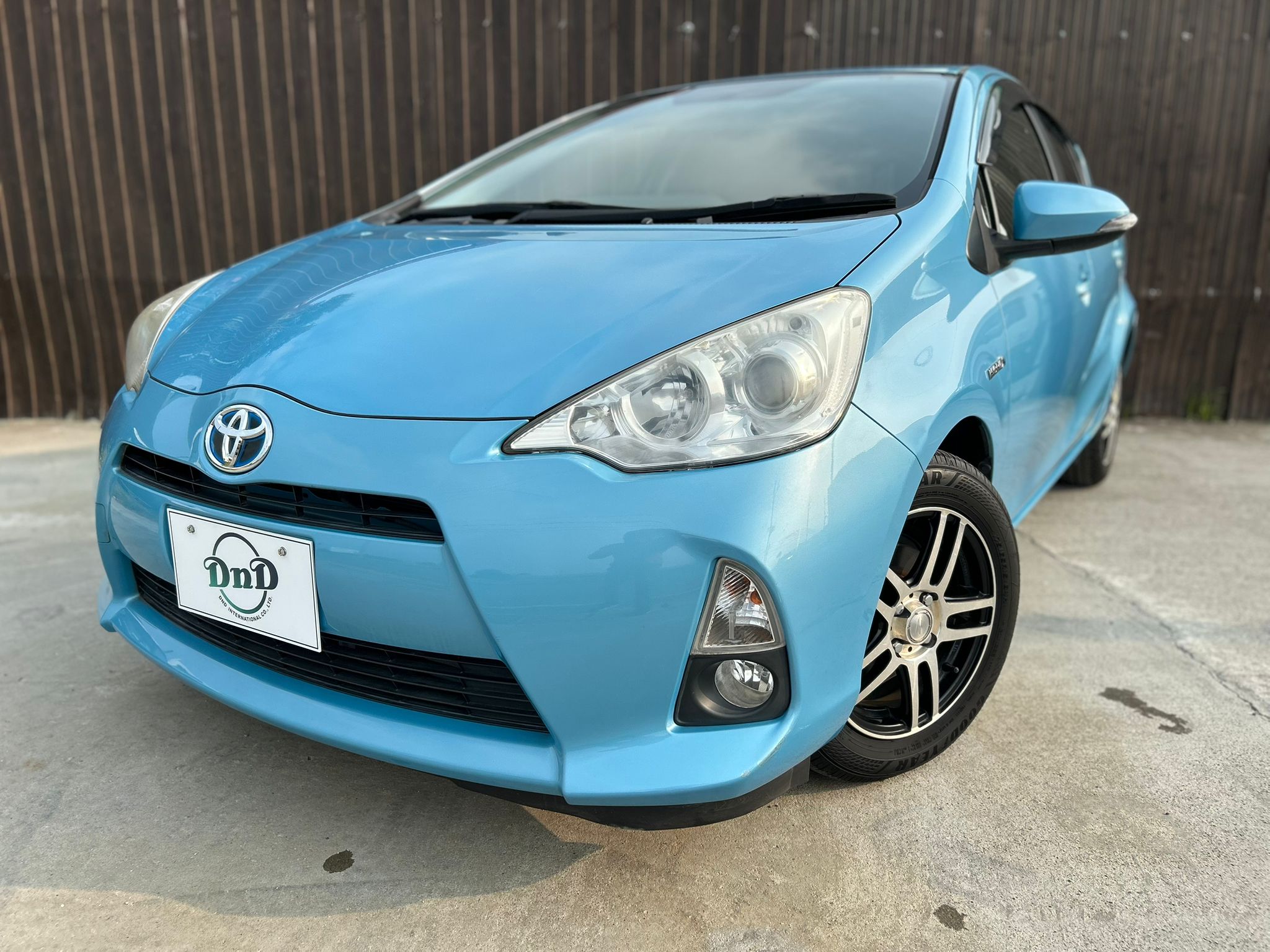 TOYOTA 
